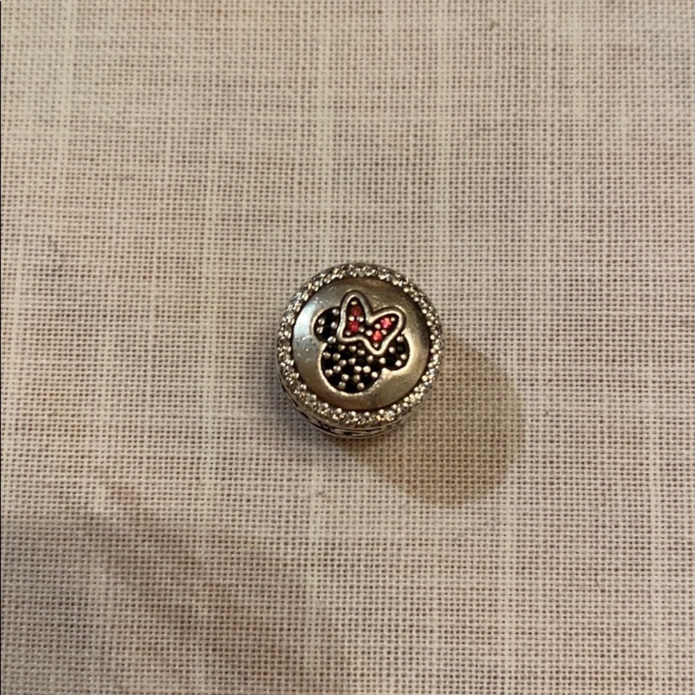 Pandora Mickey/Minnie charm
